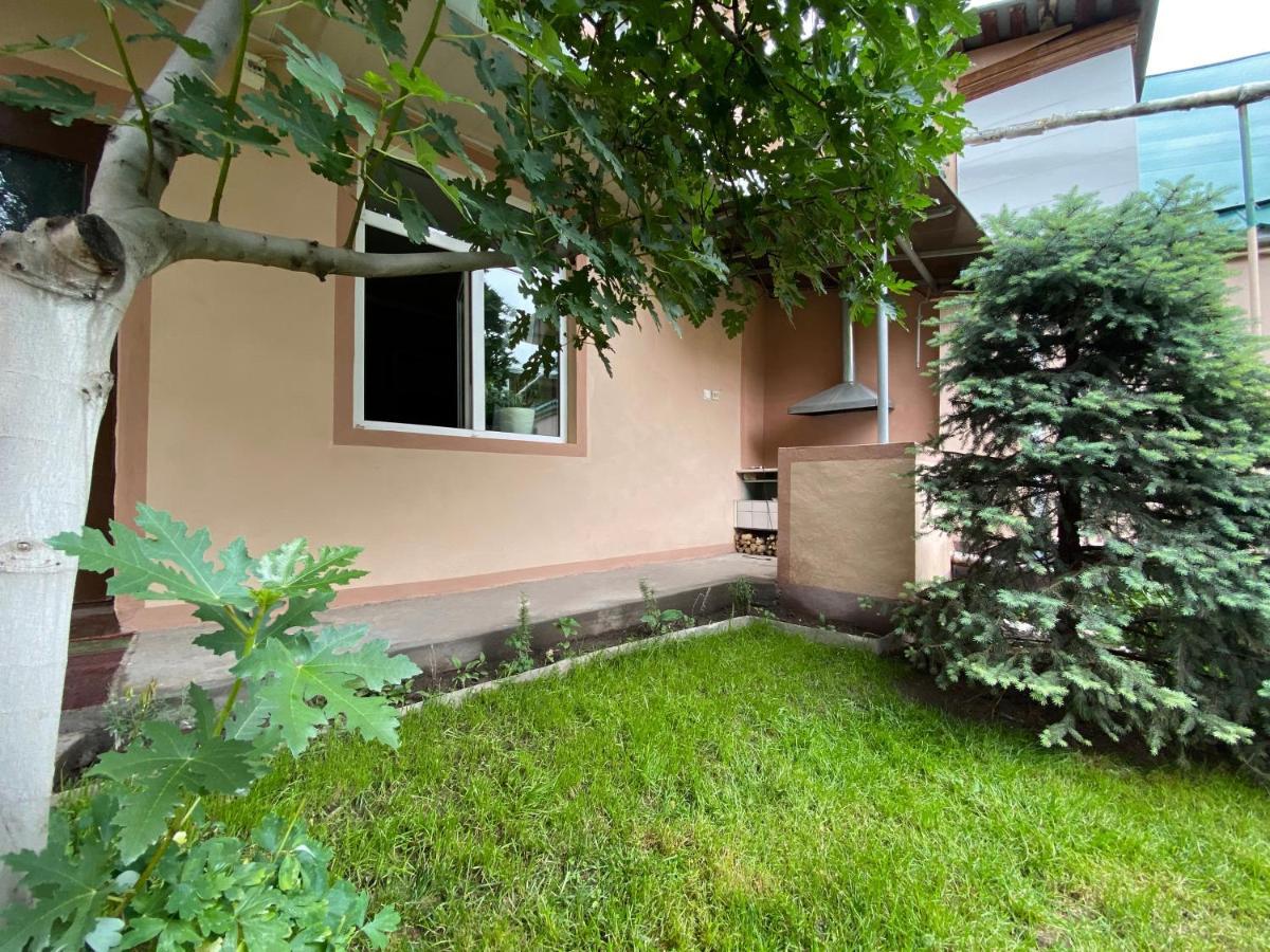 Frоdо - Cozy As A Home For 4-6 Persons Ташкент Екстериор снимка